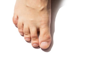 Manikür. Manikür. Spa salonu. Sağ ayak pedikürsüz. beyaz üzerine izole.