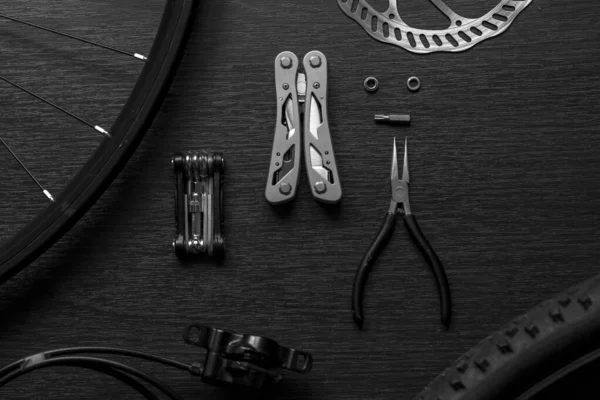 Photo Noir Blanc Outils Réparation Vélos Roue Frein Disque Sont — Photo