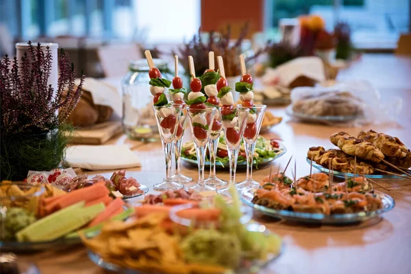 Feche Lanches Comida Digital Mesa Alimentos Para Eventos — Fotografia de Stock