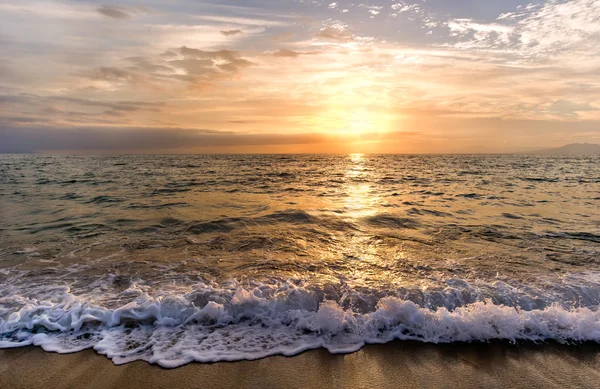 Zonsondergang Ocean Wave — Stockfoto