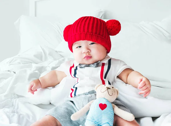 Retrato Bebé Asiático Recién Nacido Niño Encantador Meses Edad Llevaba — Foto de Stock