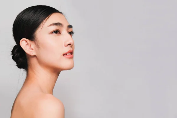 Młoda Piękna Azjatycka Kobieta Czystej Jasnej Skóry Cosmetic Beauty Concept — Zdjęcie stockowe