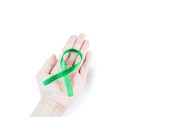 Hand Hålla Gröna Organ Transplantat Medvetenhet Band Njurar Cancer Healthcare — Stockfoto