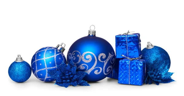 Group of blue christmas balls isolated on white background — Φωτογραφία Αρχείου