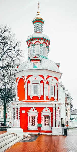 Sergiev Posad 'daki Rusya' daki antik ortodoks kilisesi
