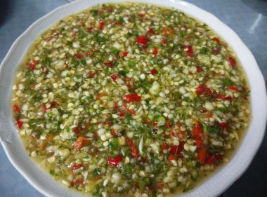 Bir sürü çeşni Deniz ürünleri sosu