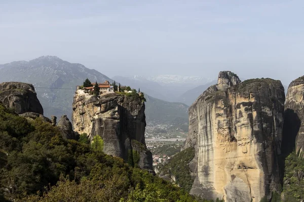 Meteora, Kalambaka, Yunanistan 'daki Manastır