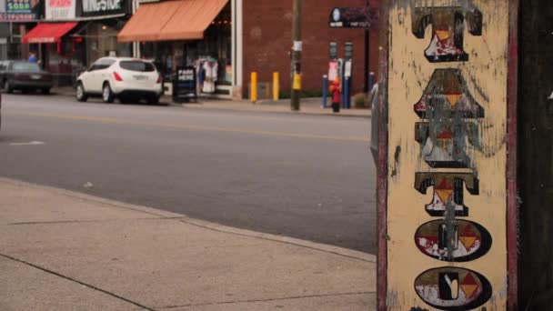 Παλιό Τατουάζ Εγγραφείτε Ένα Nashville Street — Αρχείο Βίντεο