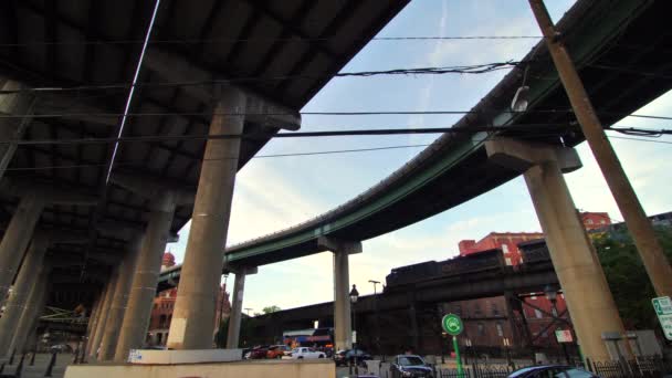 Richmond Virginia Dan Düşük Açılı Otoyol Tren Geçidi — Stok video