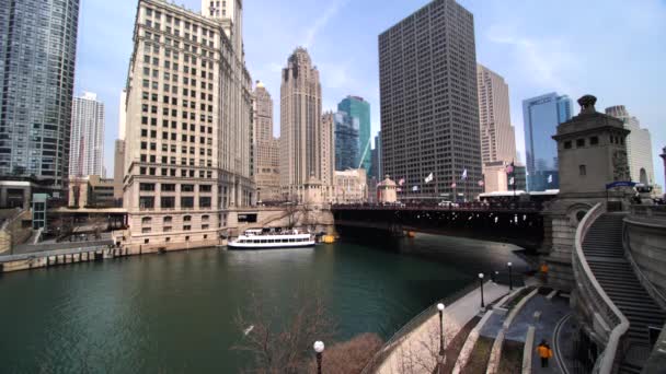 Чикаго Ривер Даунтаун — стоковое видео