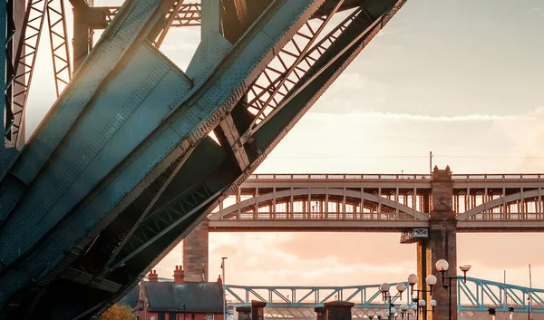 Puente Alto Nivel Icónico Puente Tyne Bajo Vibrante Atardecer Desde — Foto de Stock