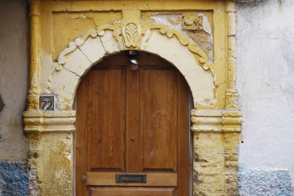 Puerta en una antigua ciudad de Essaouira — Foto de Stock