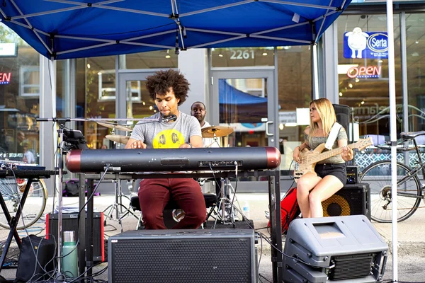 Toronto, kanada - 22. august 2015; street perfomer während toront — Stockfoto