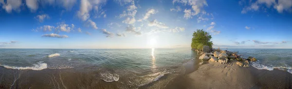 Widok panoramiczny beach Point Pelee National Park w lecie — Zdjęcie stockowe