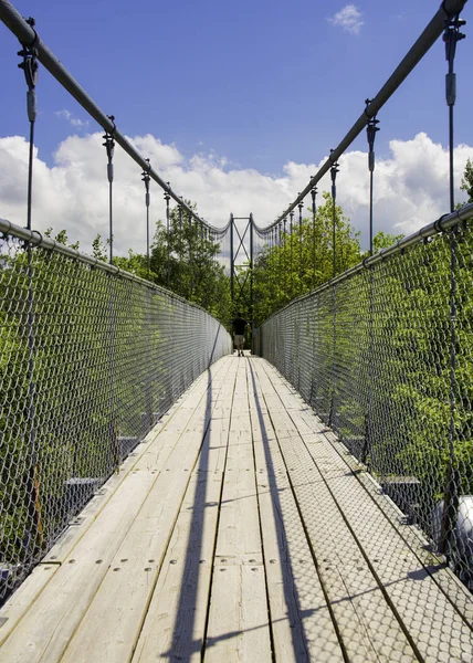 Suspension bridge in Collinwood, Ontario — Stock Photo, Image