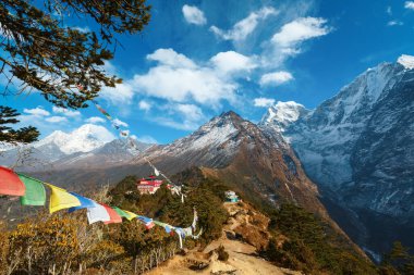 Tengboche manastırı. Everest ana kampı yürüyüş yapıyor. Nepal.