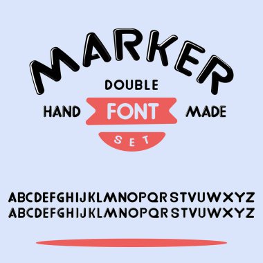 Özel büyük harf alfabesi. Klasik yuvarlak ve basit el yapımı yazı tipi.