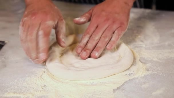 Cook Prepares Pizza Dough Restaurant — Stock Video