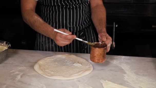 Cuisinier Prépare Pâte Pizza Restaurant — Video