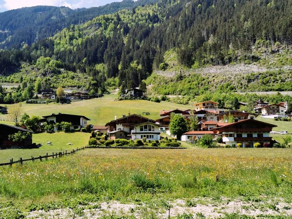 Avusturya Alpleri Dinlenmek Için Harika Bir Yerdir Şaşırtıcı Manzaralar Kimseyi — Stok fotoğraf