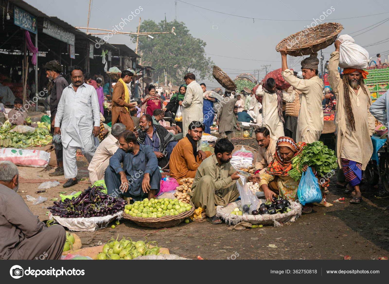 Lahore Pakistan October Busy Trade Lahore Wholesale Vegetable Market