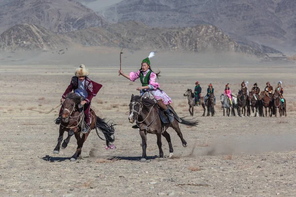 Ulgii Mongólia Outubro Festival Águia Dourada Tradicional Cazaque Jogos Cavalo — Fotografia de Stock