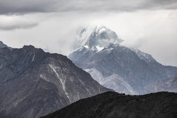 Karakoram Panorama Cordillera Camino Lago Rush Día Nublado Gradiente — Foto de Stock