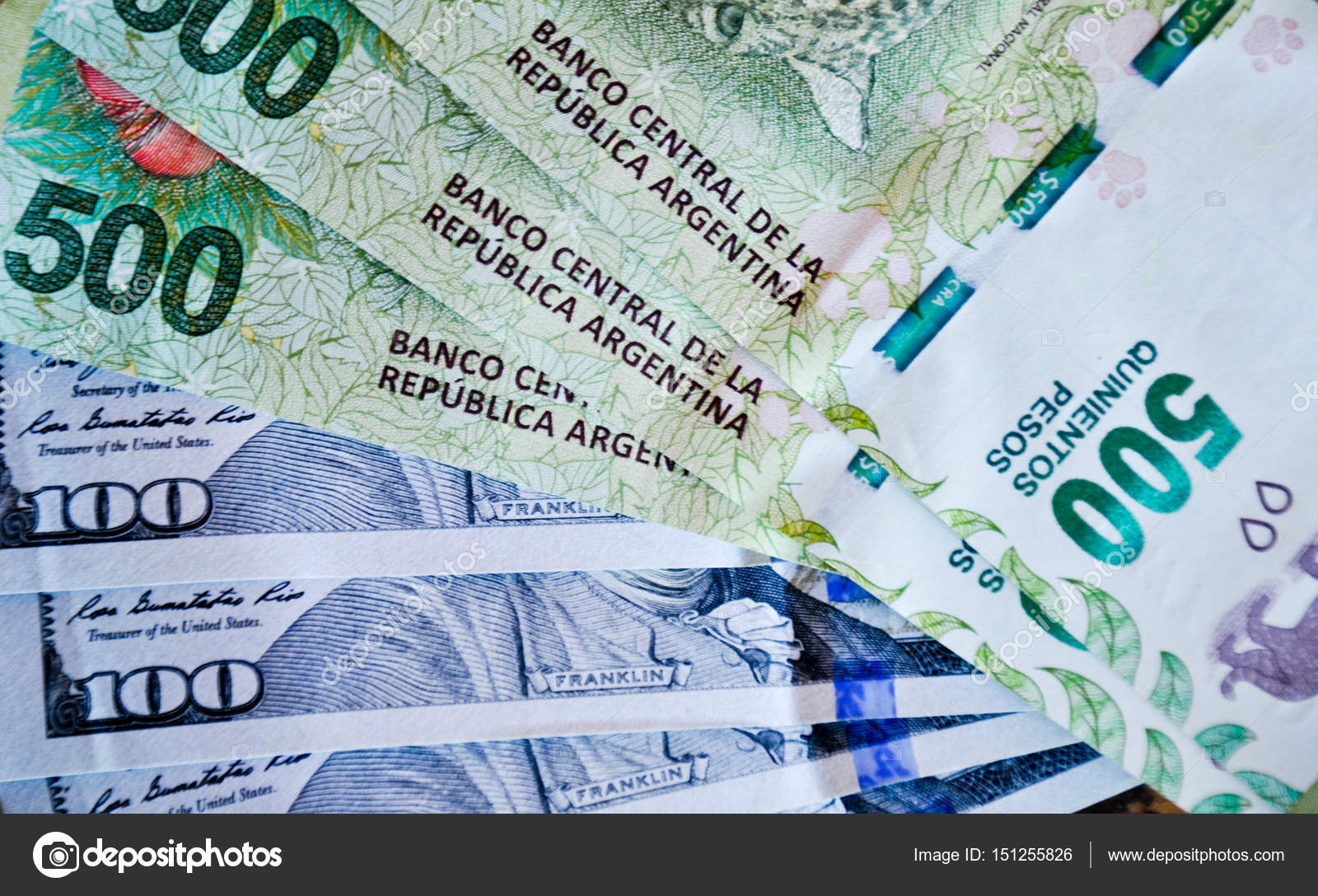 500 ペソ札、アルゼンチン — ストック写真 © erugopu #151255826