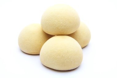 Fıstık ezmesi mochi