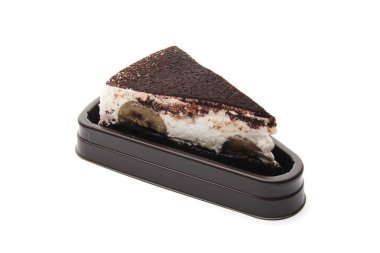 Beyaz arka plan üzerinde izole banoffee pasta