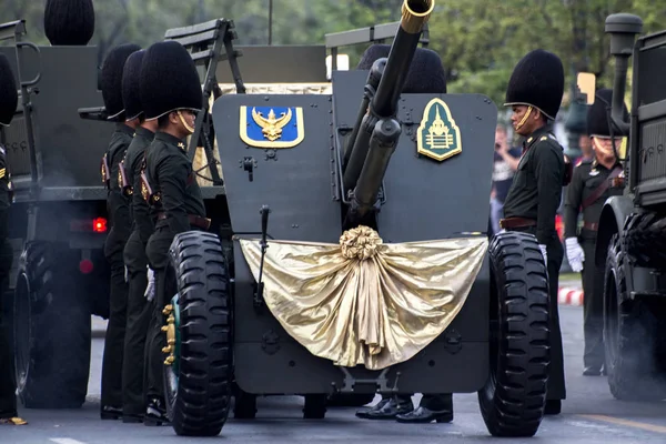 Bangkok city - 29. nov: soldaten üben ihren marsch am november — Stockfoto