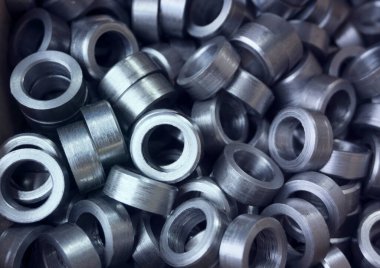 Sanayi geçmişi. Gri arkaplanda silindirik metal ayrıntıları