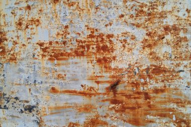 Eski çatlamış mavi boya beyaz aralıklı bir kapıda. doku, arkaplan