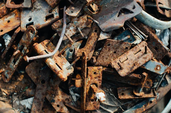 废金属 生锈的螺丝 生锈的质感特写 金属的腐蚀 — 图库照片