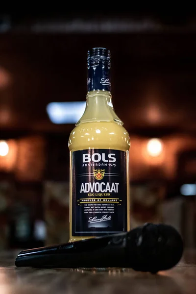 Gündüz ve Gece Bar Hayatı