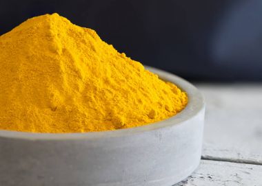 zerdeçal baharat makro