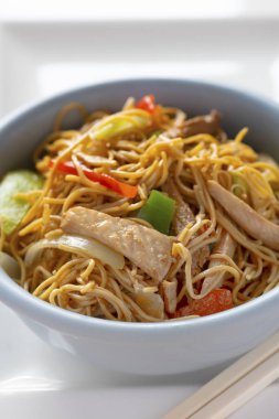 tavuk chow mein 6