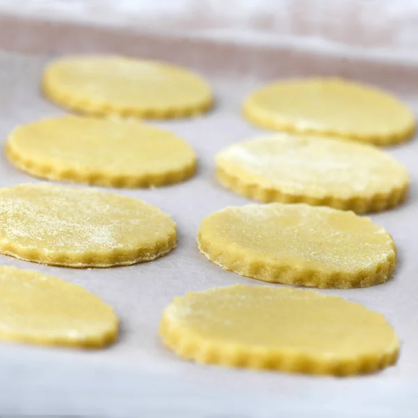 Imagen Cuadrada Galletas Caseras Sin Cocer Esperando Para Entrar Horno —  Fotos de Stock