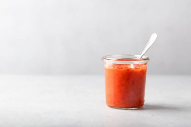 Balkan geleneksel tabak ayvarı