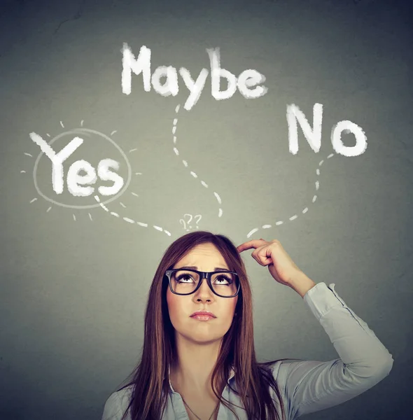 Yes Maybe or No? Thoughtful woman making a choice — Stock Photo, Image