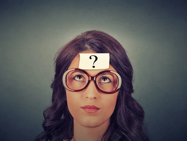 Thinking woman with question mark — Stock Photo, Image