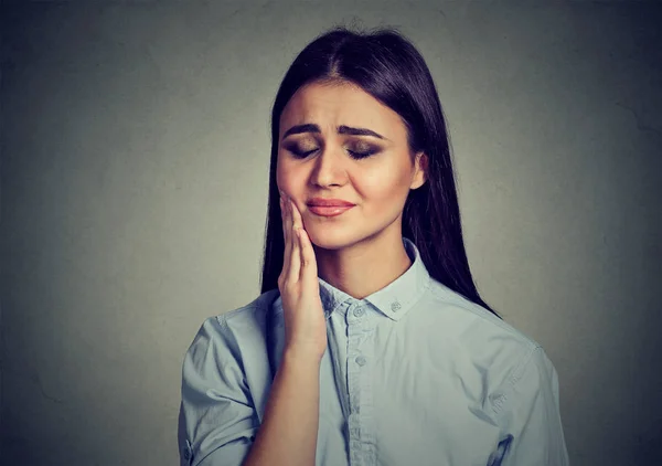 Woman with sensitive toothache crown problem suffering from pain — Stock Photo, Image