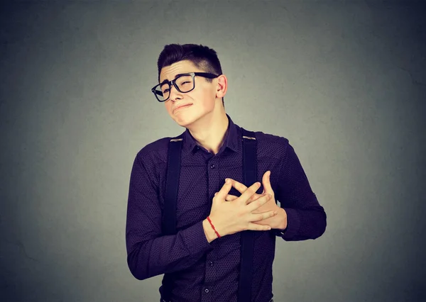 Retrato de un joven desconsolado —  Fotos de Stock