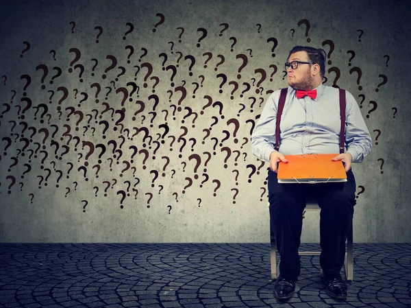 Anxious man having panic before interview — Stock Photo, Image