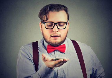 Adam kayıt mesaj smartphone cep telefonu ile