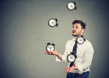 onun saat çalar saat hokkabazlık iş adamı