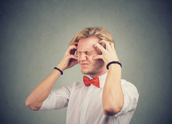 Stressad Ängslig Ung Man Känsla Överväldigad — Stockfoto