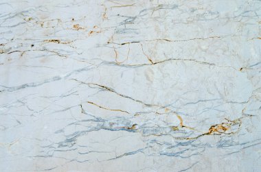 Doğal kireç taşı kesiği. Renk desenleri ve yayılma yüzeyiyle.