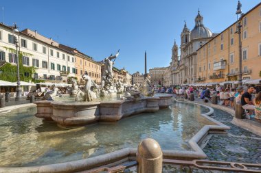 Navona Meydanı çeşme