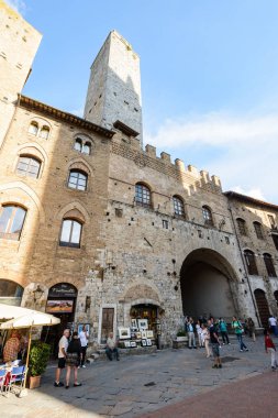 San Gimignano'da turist